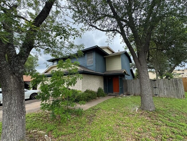 property at 3601 Leafield Dr