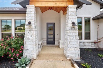 116 Stardusty in Liberty Hill, TX - Building Photo - Building Photo