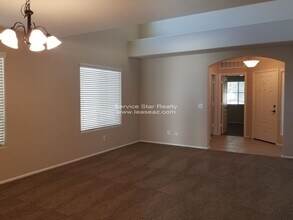 4195 E Bonanza Rd in Gilbert, AZ - Building Photo - Building Photo