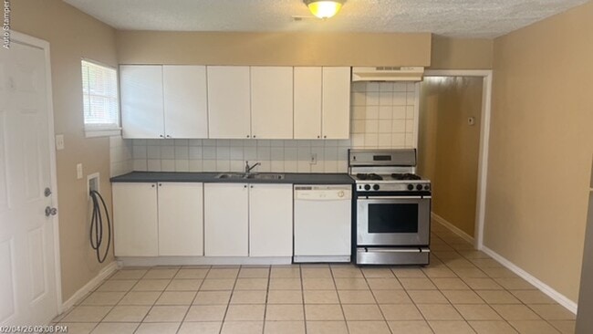 213 Hosack St in Arlington, TX - Building Photo - Building Photo