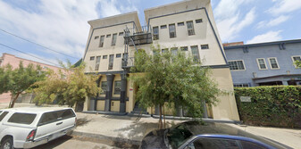 430 Union Avenue in Los Angeles, CA - Building Photo