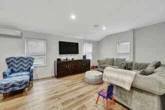 167 Rockwood Pl in Englewood, NJ - Building Photo - Building Photo