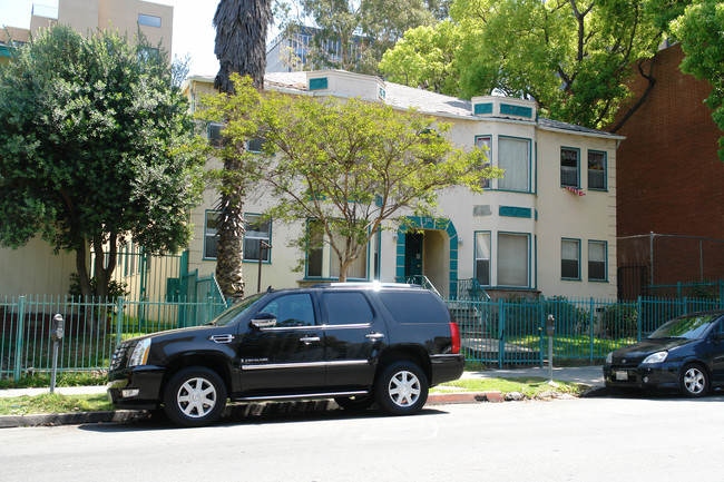 620 S Catalina St in Los Angeles, CA - Building Photo - Building Photo