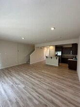 17634 SW Devonshire Way in Sherwood, OR - Building Photo - Building Photo