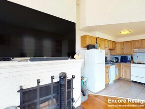 1 Gloucester St, Unit 5 in Boston, MA - Building Photo - Building Photo