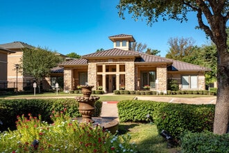 The Bridges on Kinsey in Tyler, TX - Building Photo - Building Photo