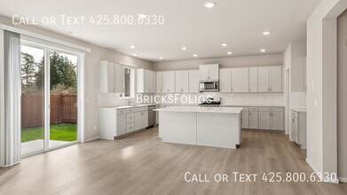 2319 Boxcar Ct NE in Olympia, WA - Building Photo - Building Photo