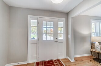 271 Albright Dr in Loveland, OH - Foto de edificio - Building Photo