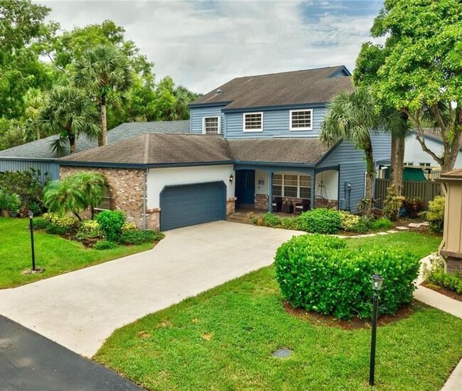 . Abbey Rd in Parkland, FL - Foto de edificio - Building Photo