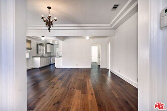 1430 S Sierra Bonita Ave in Los Angeles, CA - Building Photo - Building Photo