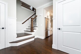 85 E Main St in Hopkinton, MA - Building Photo - Building Photo