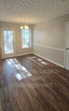 605 Castlebrooke Dr SE in Lawrenceville, GA - Building Photo - Building Photo