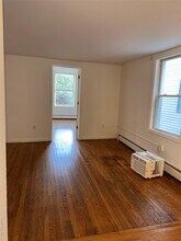 58 Gifford Ave in Poughkeepsie, NY - Building Photo - Building Photo