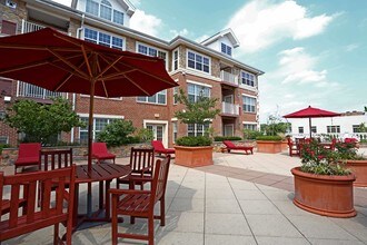 Towne Center at Englewood in Englewood, NJ - Building Photo - Building Photo
