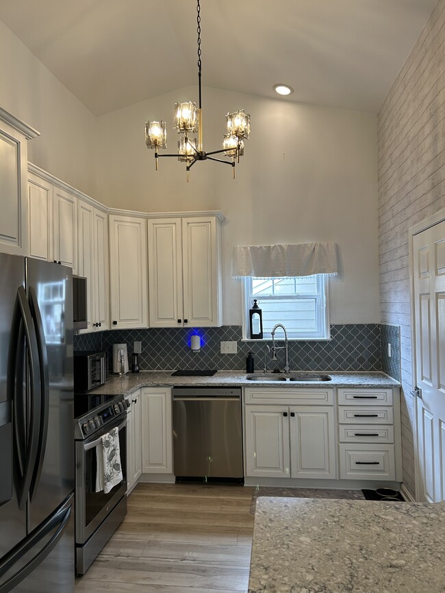 131 Square Rigger Way in Solomons, MD - Building Photo - Building Photo