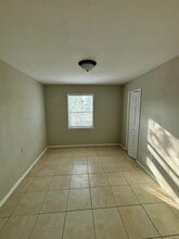 4020 N Scenic Hwy, Unit 102 in Lake Wales, FL - Building Photo - Building Photo