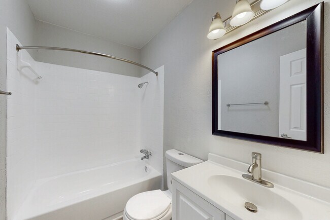 La Madera in Dallas, TX - Foto de edificio - Interior Photo