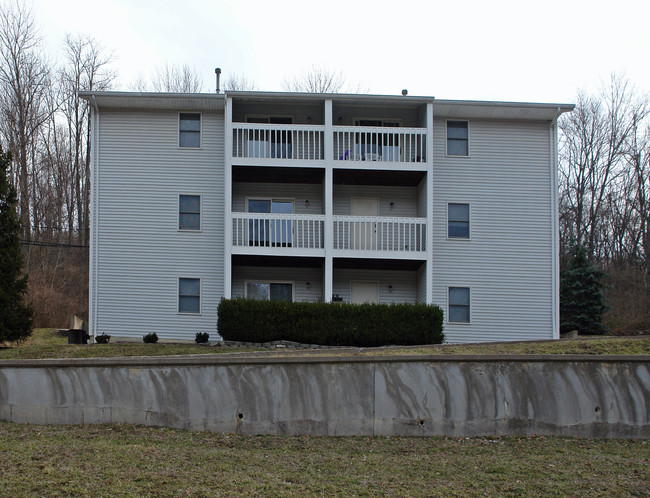 Ashtree Apartments in Newport, KY - Building Photo - Building Photo