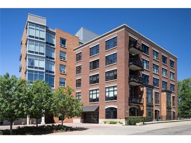 150 NE 2nd St-Unit -B505 in Minneapolis, MN - Building Photo - Building Photo