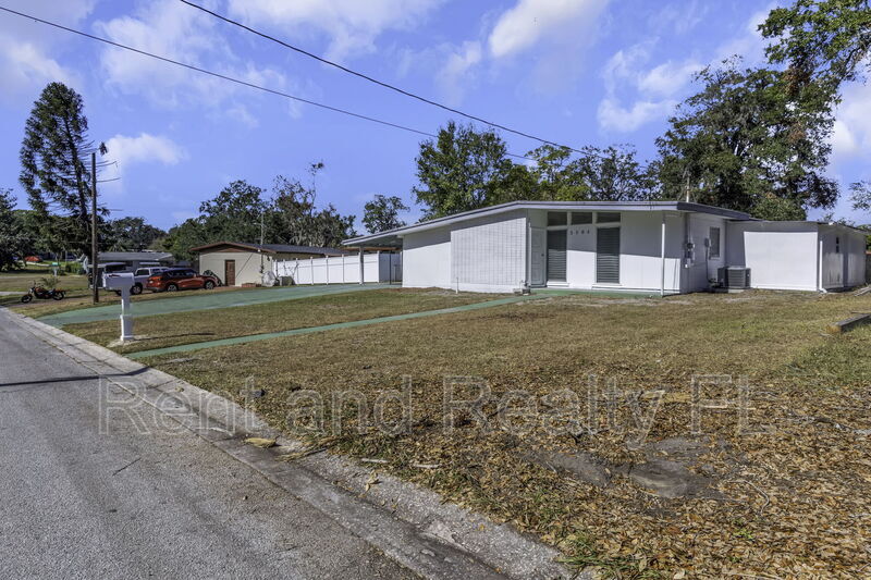 3504 E Knollwood St in Tampa, FL - Building Photo