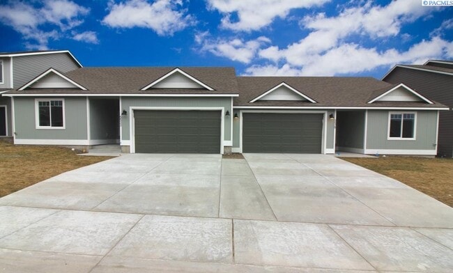 5533 Remington Dr in Pasco, WA - Building Photo - Building Photo