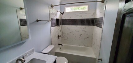 15 Branch Ct in Greensboro, NC - Building Photo - Building Photo