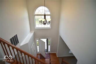 5742 Cantigny Way N in Carmel, IN - Building Photo - Building Photo