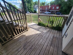 2530 W 2nd St in Duluth, MN - Building Photo - Building Photo