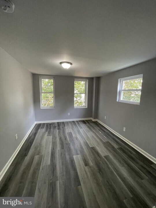 1527 S 27th St Photo