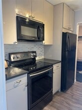 2 Secora Rd in Monsey, NY - Building Photo - Building Photo