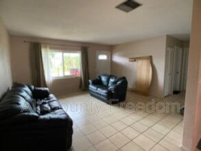 7000 NW 95th Terrace in Tamarac, FL - Building Photo - Building Photo