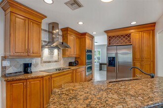 4710 NE 18th Terrace in Fort Lauderdale, FL - Building Photo - Building Photo