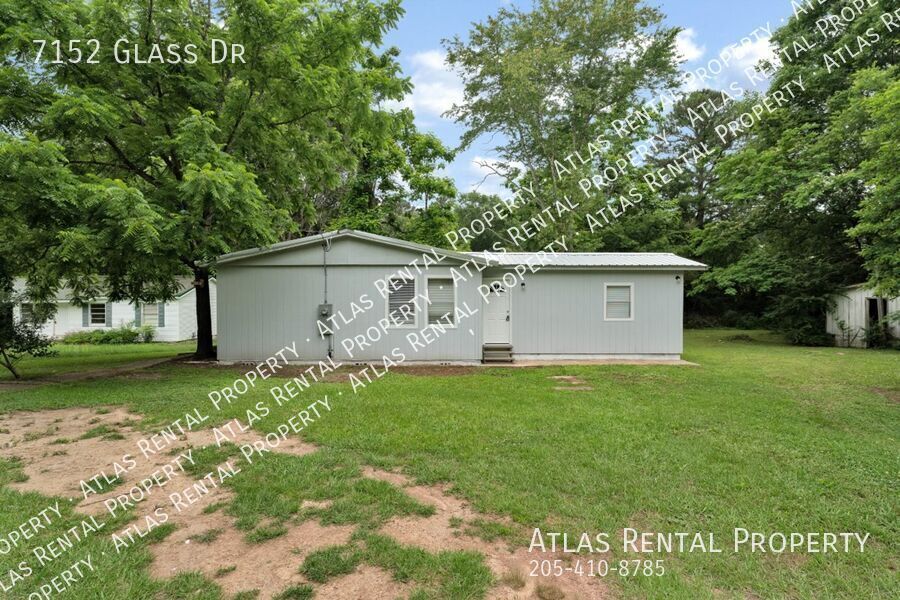 7152 Glass Dr in Bessemer, AL - Building Photo