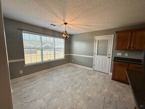 300 Beechwood Dr in Bonaire, GA - Building Photo - Building Photo