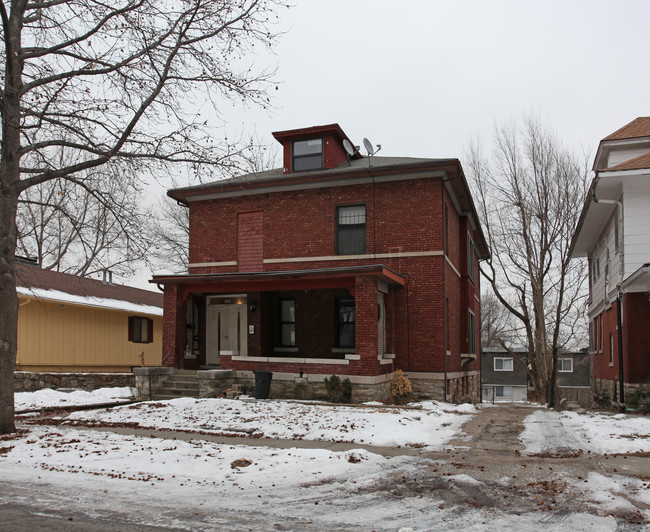 3709 Central St in Kansas City, MO - Building Photo - Building Photo