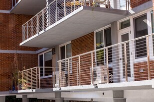 335 Harvard St, Unit A7 in Cambridge, MA - Building Photo