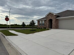 20200 Merkley Rd in Manor, TX - Building Photo - Building Photo
