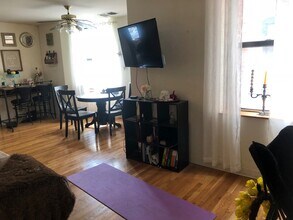 102 Gainsborough St, Unit 105 in Boston, MA - Foto de edificio - Building Photo