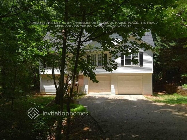 property at 5526 Concord Cir
