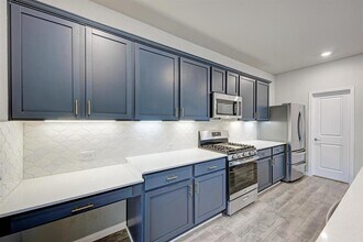 5408 Baythorne Dr in Austin, TX - Building Photo - Building Photo