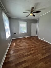 101 E Hartford Ave in Bessemer City, NC - Building Photo - Building Photo