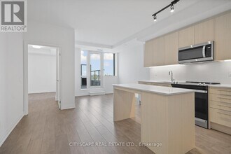 286 Main St in Toronto, ON - Building Photo - Building Photo