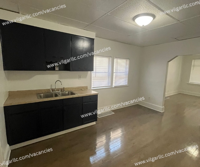 4855 White Oak Ave in East Chicago, IN - Building Photo - Building Photo