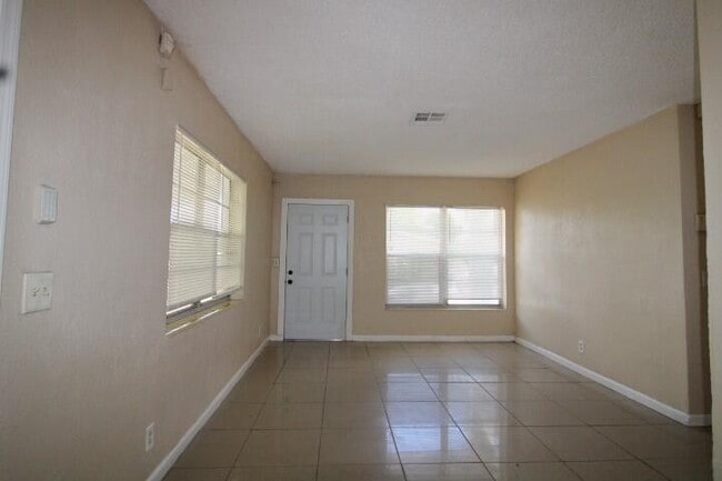 1205 W 24th St in West Palm Beach, FL - Building Photo - Building Photo