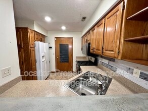 2113 Atchison Ave in Lawrence, KS - Building Photo - Building Photo