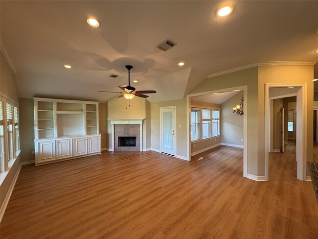 property at 3618 Country Club Blvd