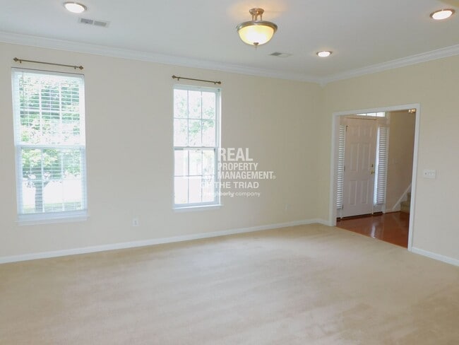 4706 Ridge Fall Rd in Greensboro, NC - Building Photo - Building Photo