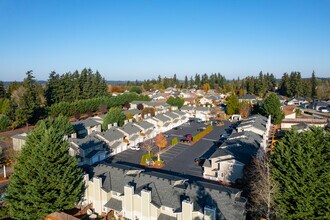 Lakeside Townhomes in Milton, WA - Building Photo - Building Photo