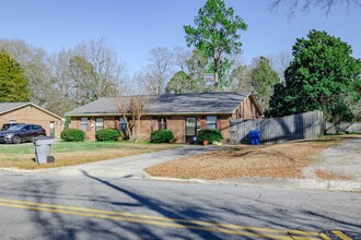 802 W Anderson St in Selma, NC - Building Photo - Building Photo