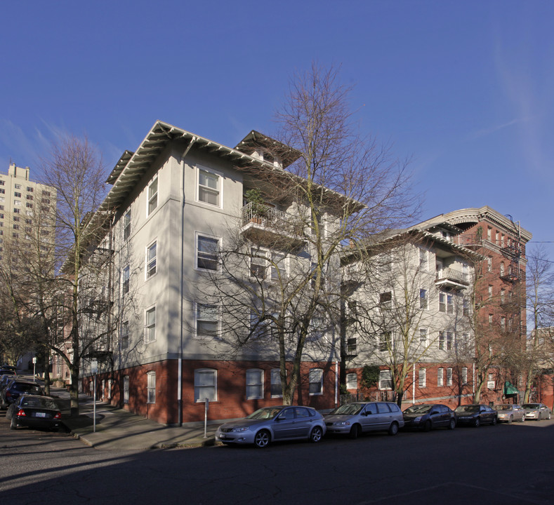 King Hill Condominiums in Portland, OR - Building Photo